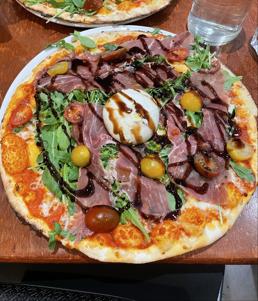 Pizzeria Il Napoli-4