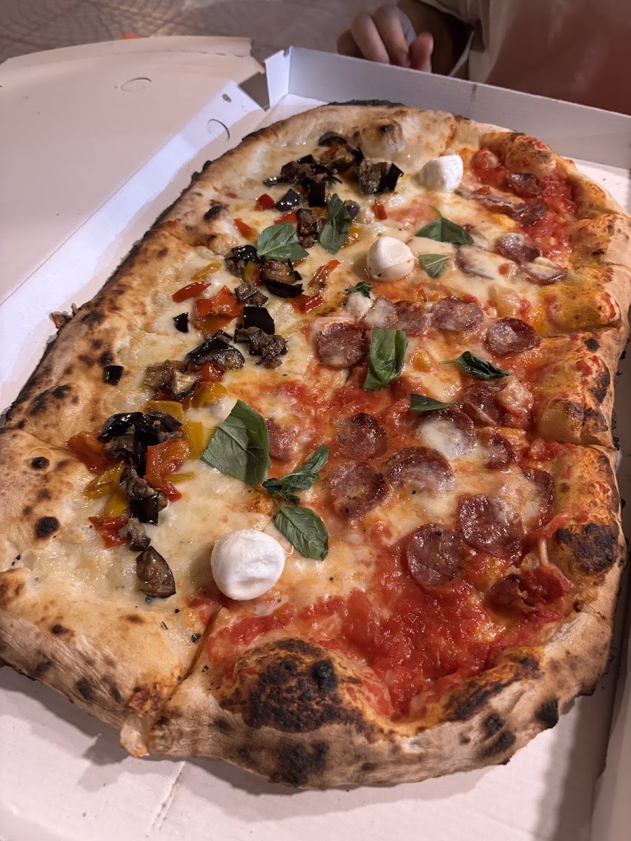 Pizzeria La Cometa-4