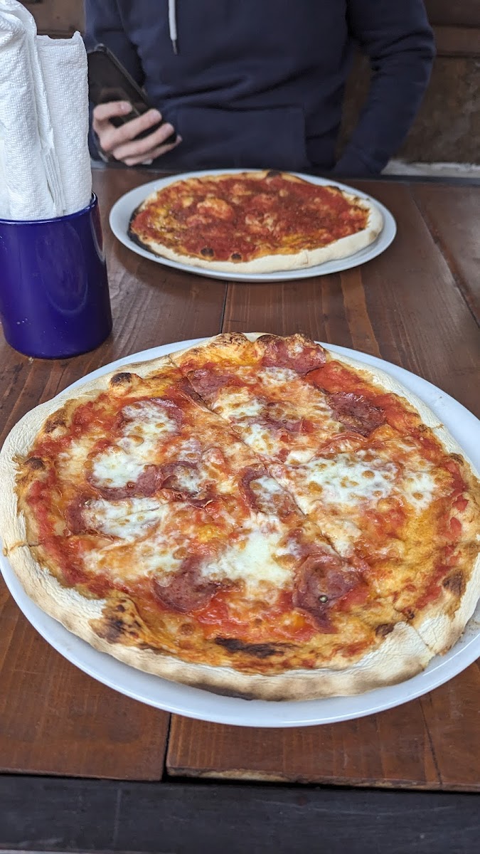 Pizzeria La Cometa-8