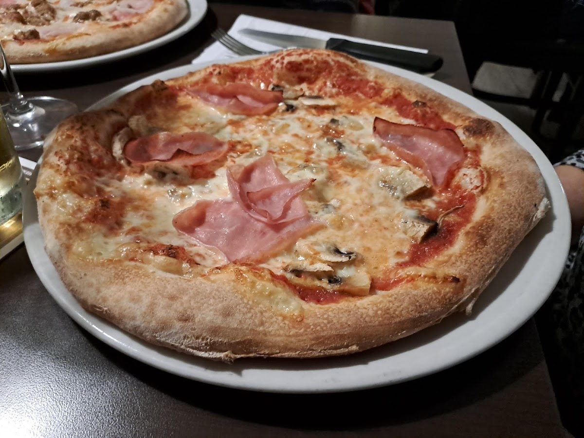 Pizzeria Löwen-7