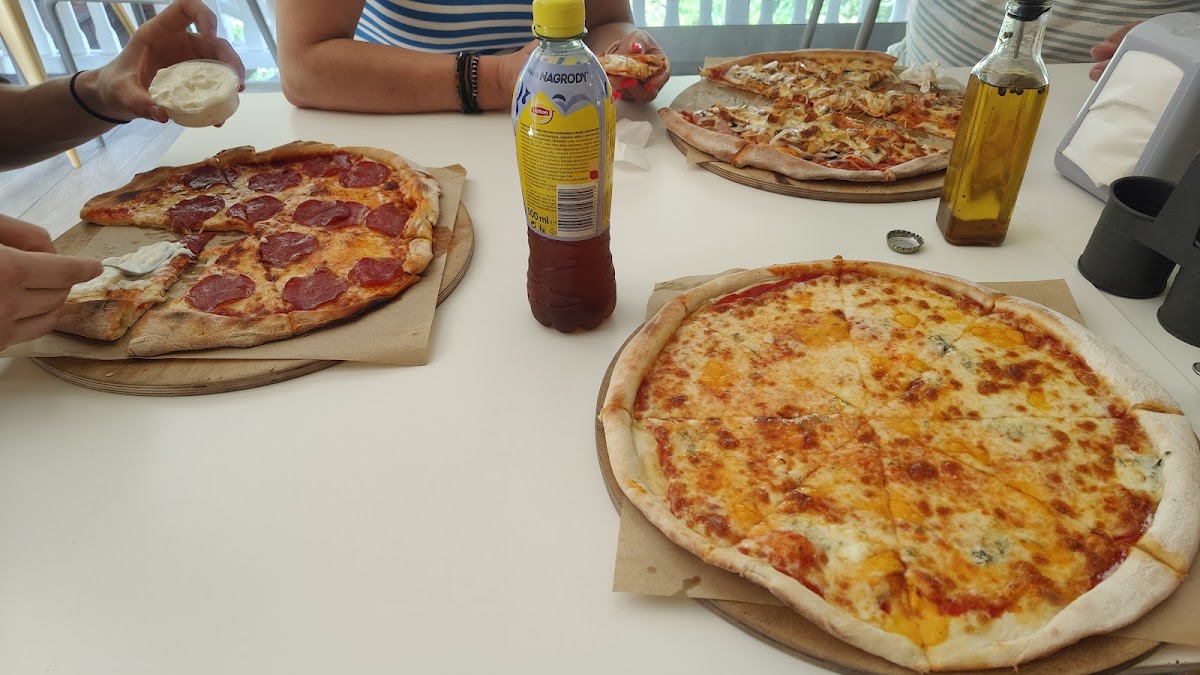Pizzeria 'pod Strzechą' Kruklanki-4
