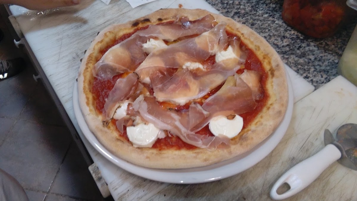 Pizzeria Raggio Di Sole-9
