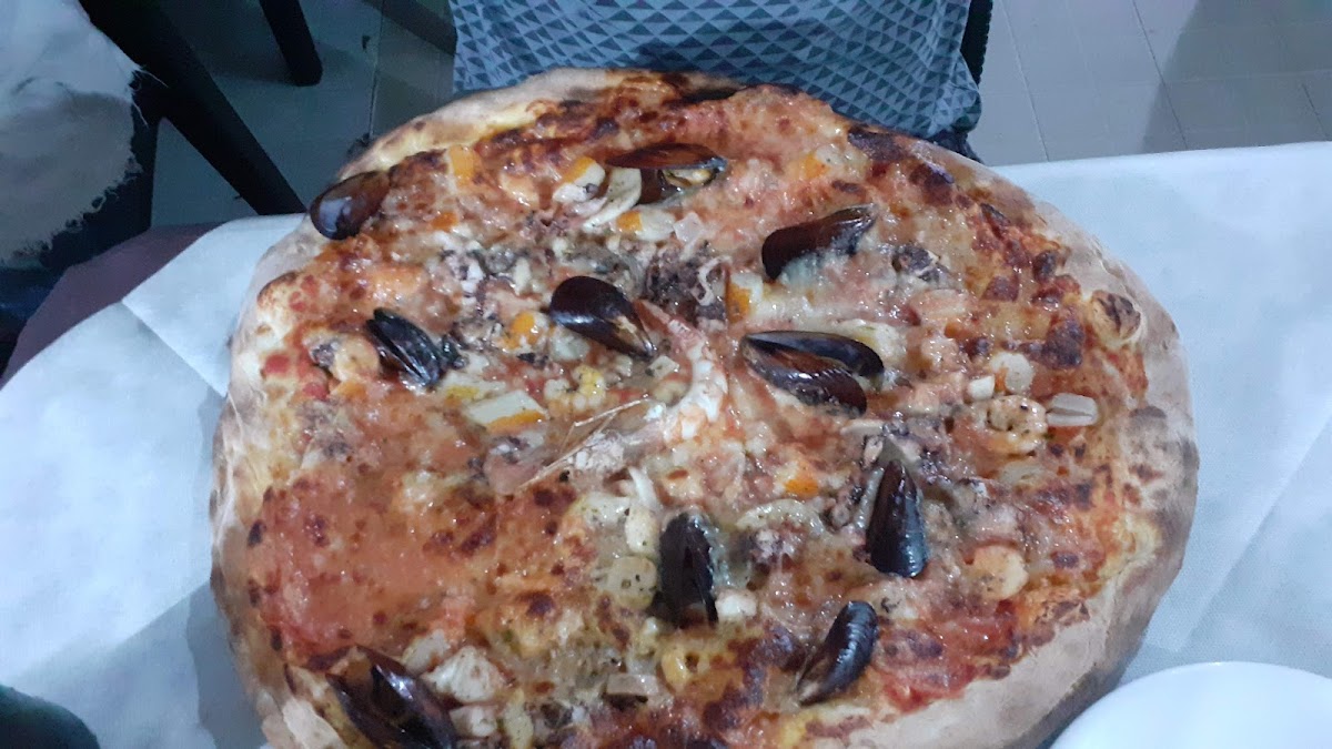 Pizzeria Ristorante L'angolo-5