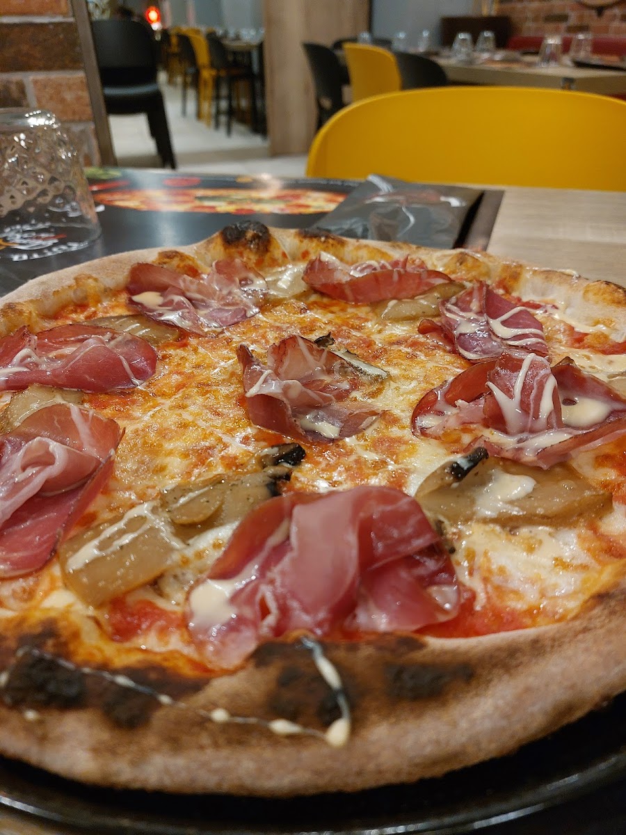 Pizzeria Terra Del Sol-4