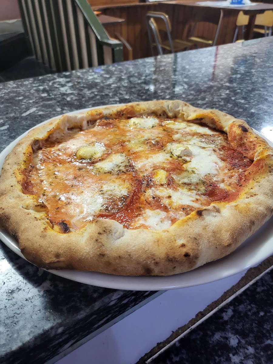 Pizzeria Vecchia Napoli-3