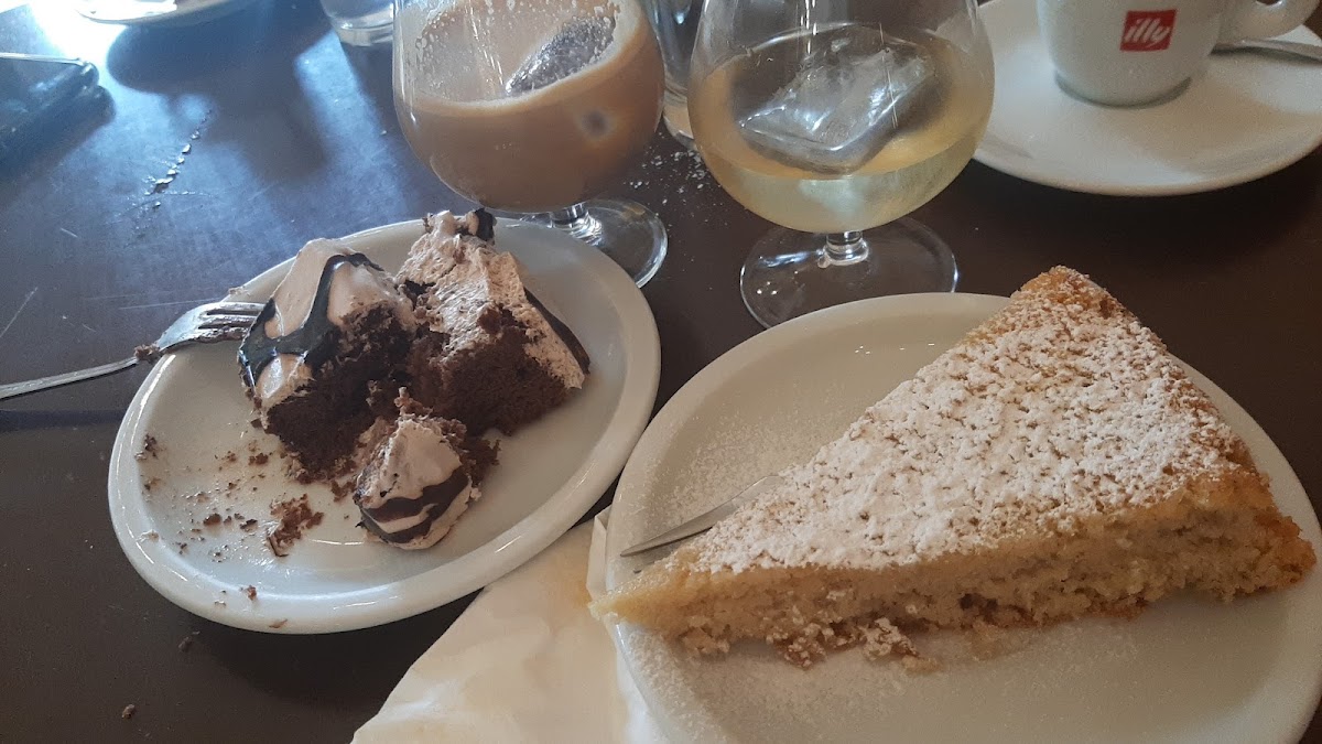 Plaça Cartoixa Cafeteria Ca'n Molinas (Antic Bar Es Til·lers)-10