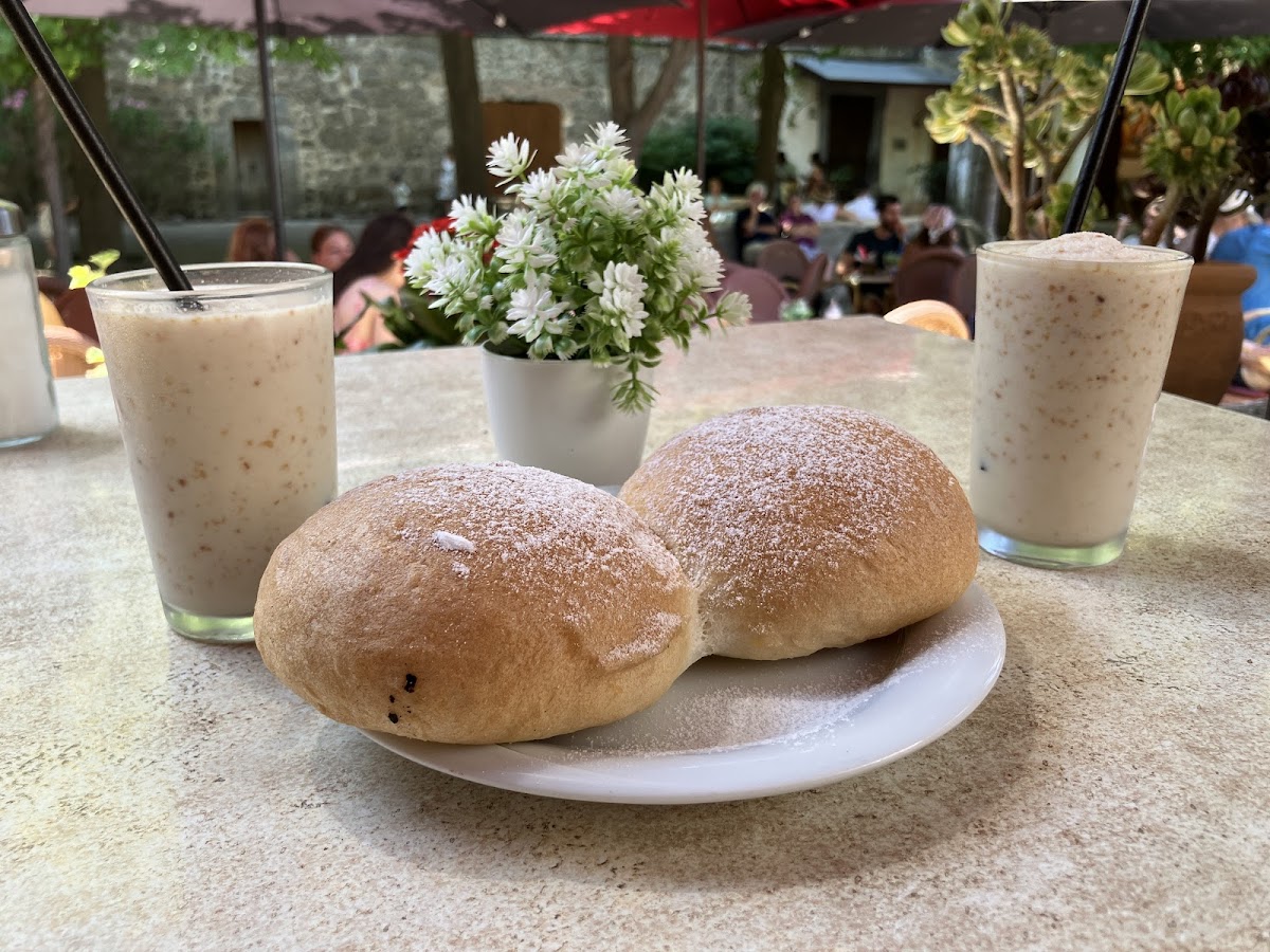 Plaça Cartoixa Cafeteria Ca'n Molinas (Antic Bar Es Til·lers)-2