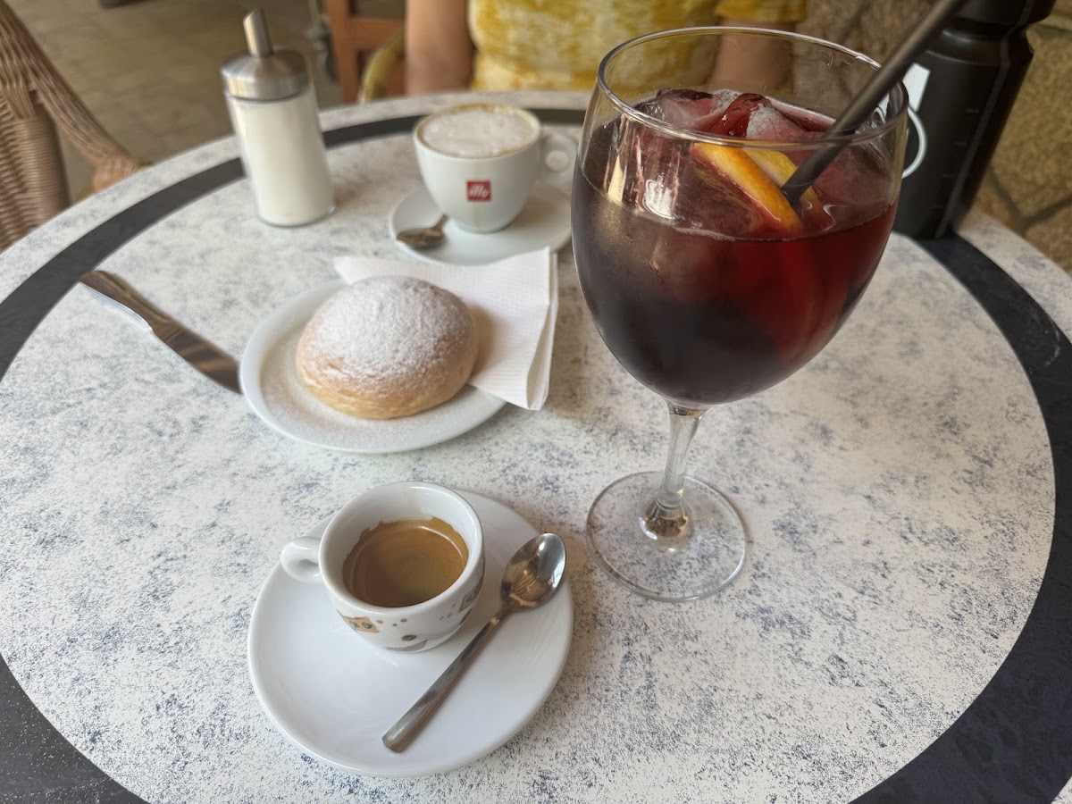 Plaça Cartoixa Cafeteria Ca'n Molinas (Antic Bar Es Til·lers)-6