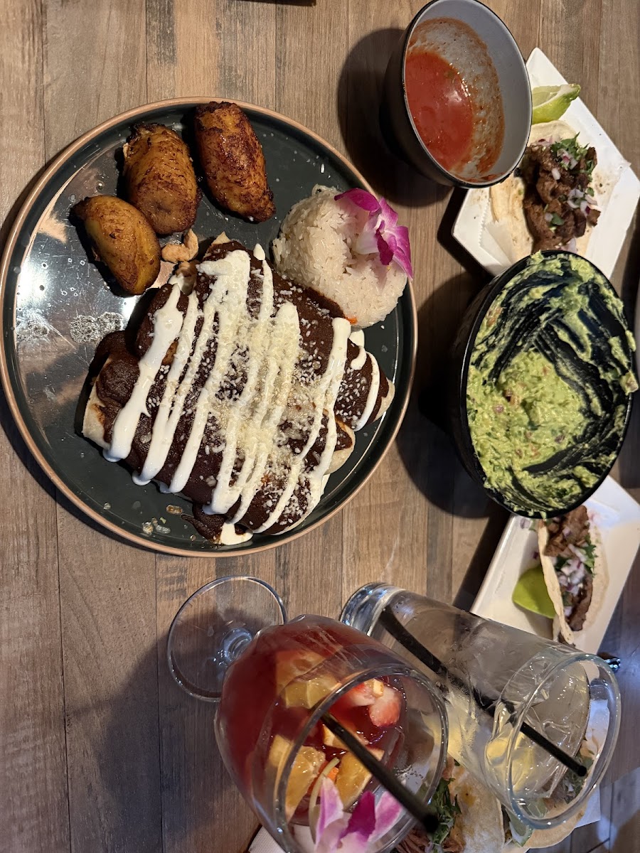 Plaza Azteca Mexican Restaurant · Exton-4
