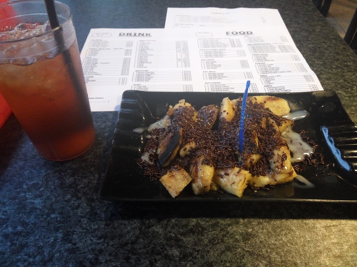Plaza - Eat & Play-8