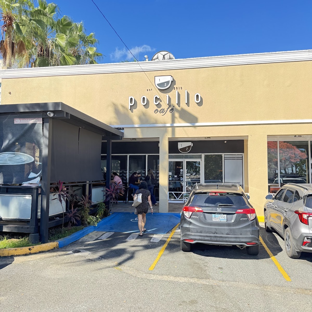 ½ Pocillo Café