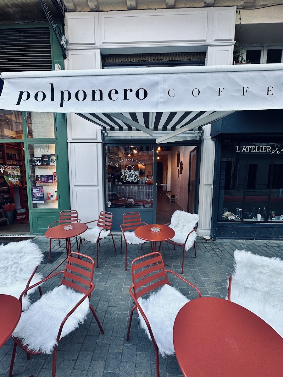 Polponero Cafe-4