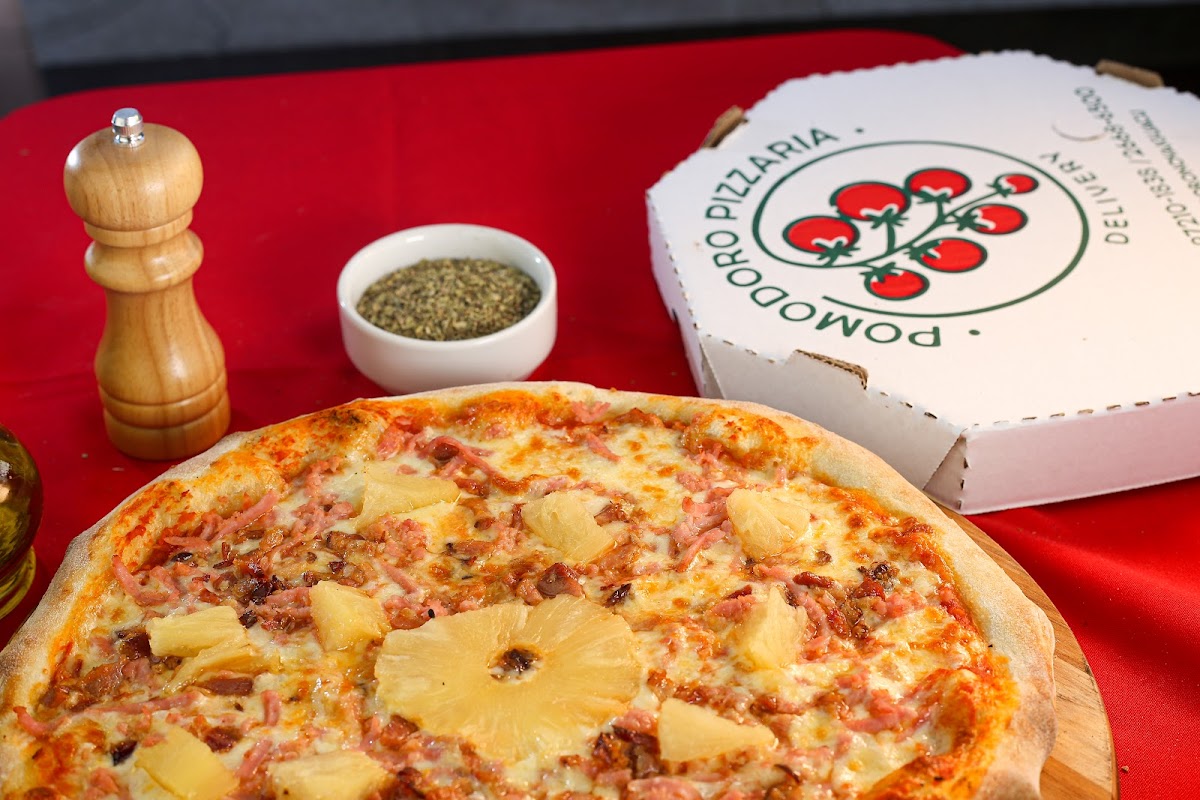 Pomodoro Pizzaria-8