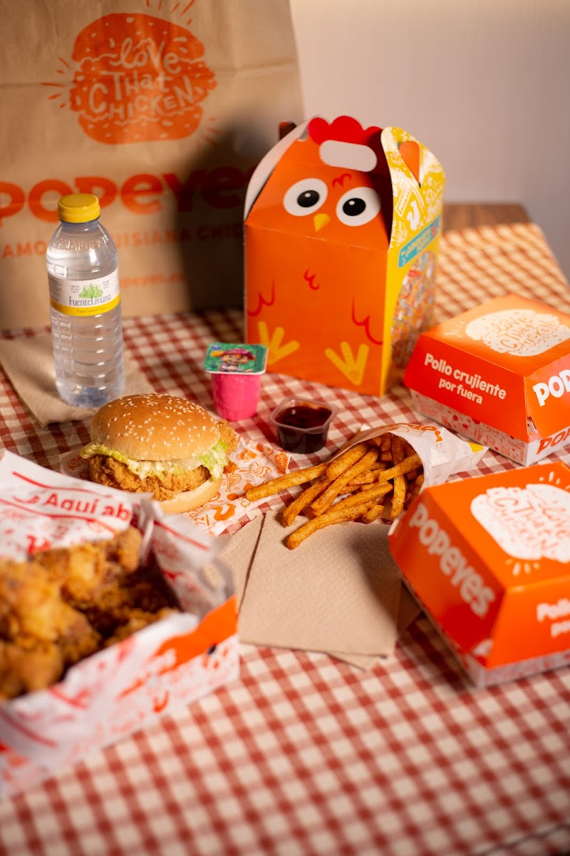 Popeyes Famous Louisiana Chicken-3