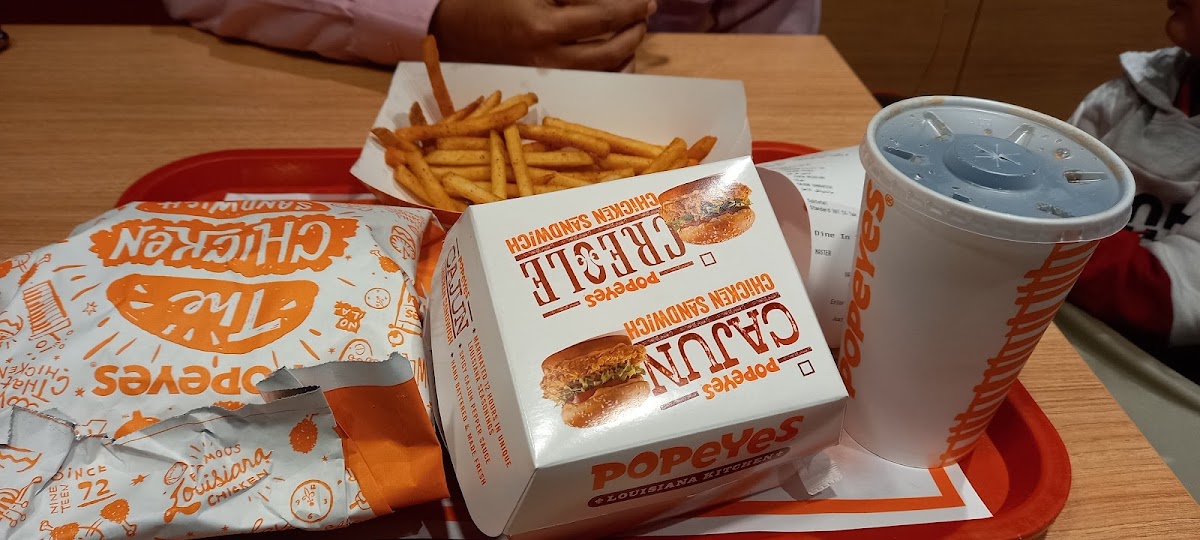Popeyes Oud Metha-5