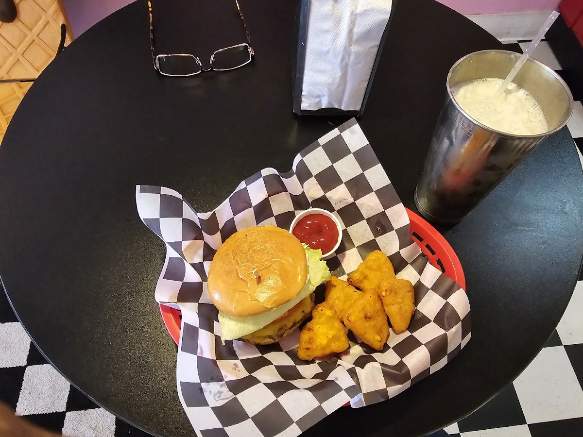 Pop's Malt Shoppe-9