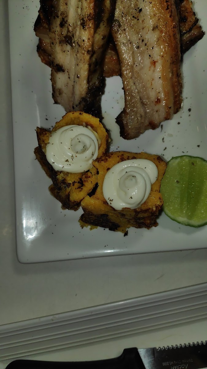 Pork's Grill-10