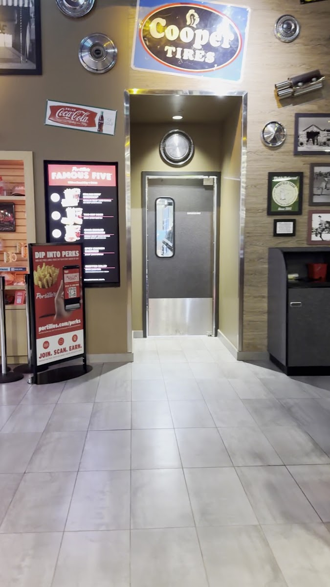 Portillo's Mansfield-2