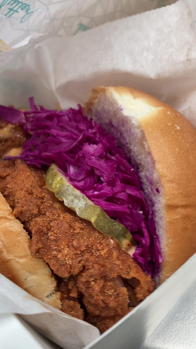 Pretty Bird Hot Chicken, Downtown-2
