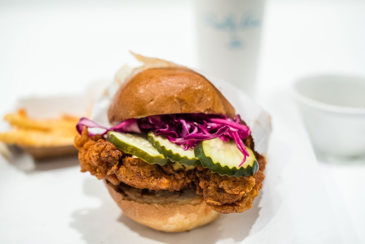 Pretty Bird Hot Chicken, Downtown-3