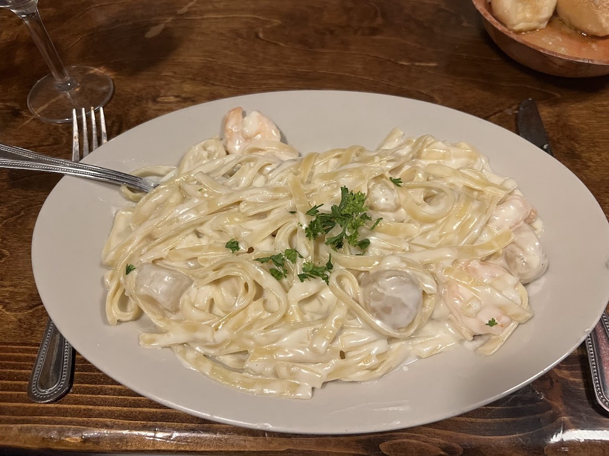Provino's Italian Restaurant-3