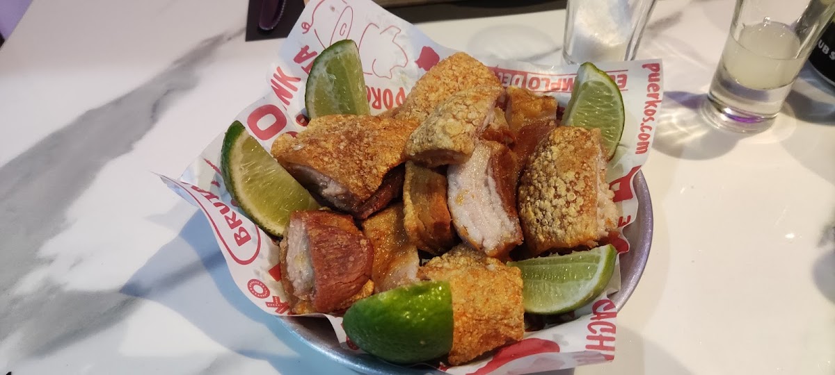 Puerkos Restaurant-10