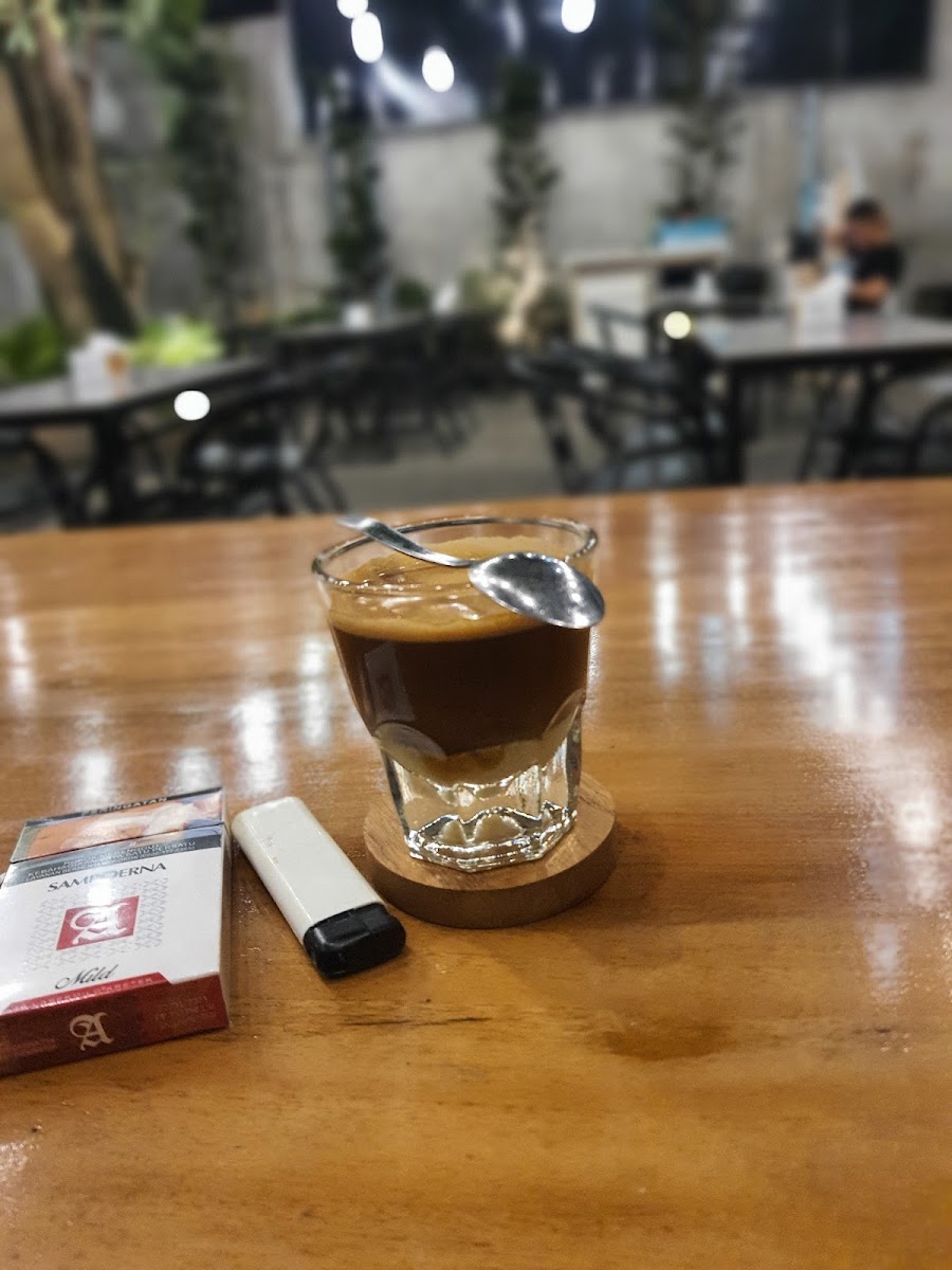 Pulle Coffee & Eatery-5