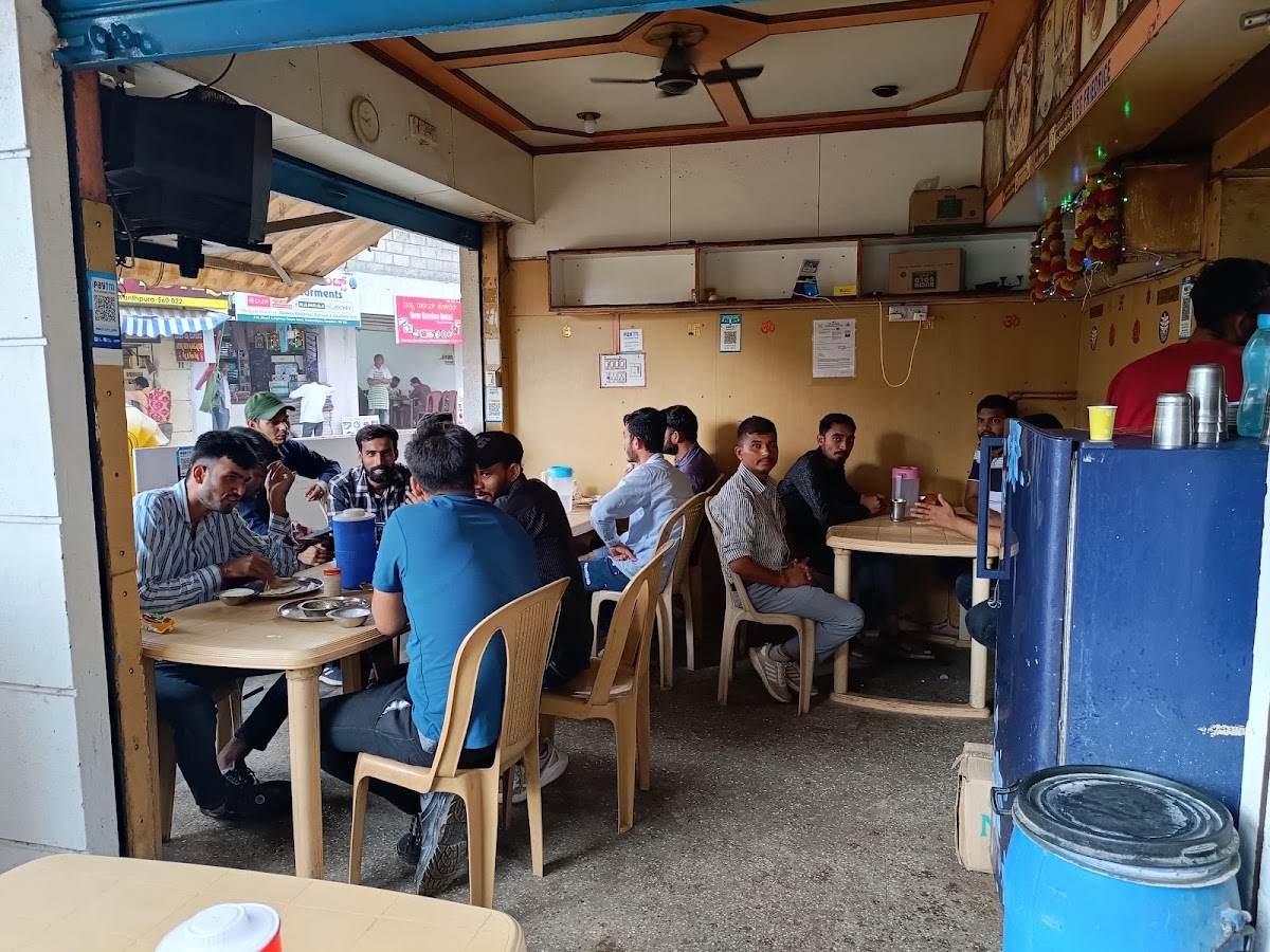 Punjabi Dhaba Veg Restaurant