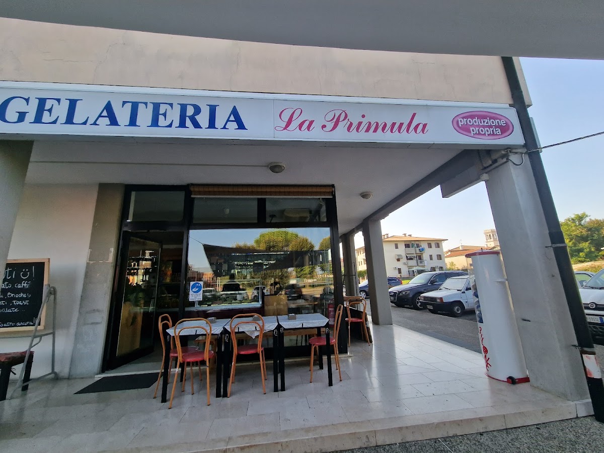 Punto Eis Gelateria Di Minato Corrado