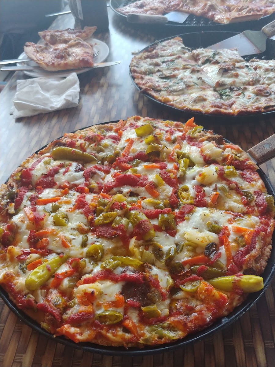 Pusateri's Chicago Pizza-9