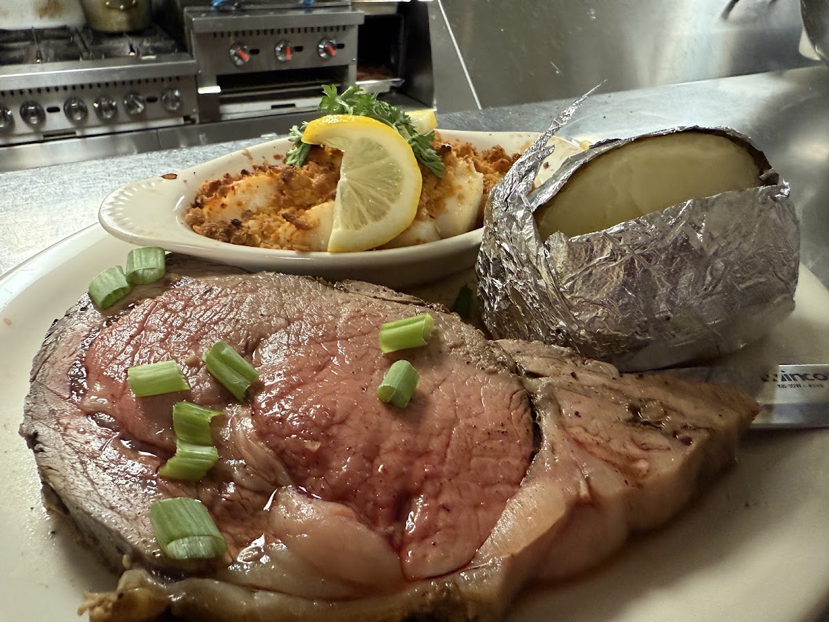 Putnam's Waterview Restaurant-2