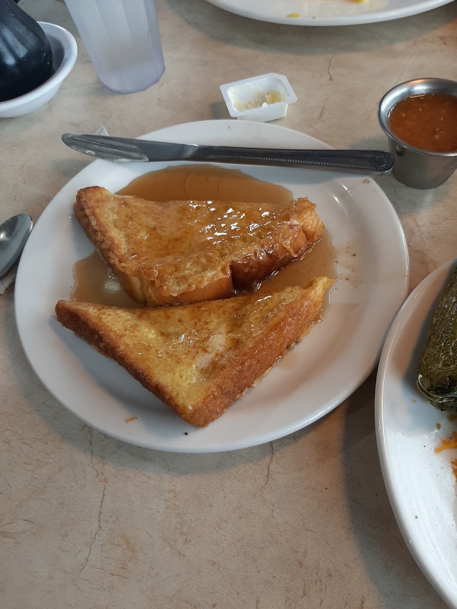 Quad Cities U.s.a. Family Restaurant-5