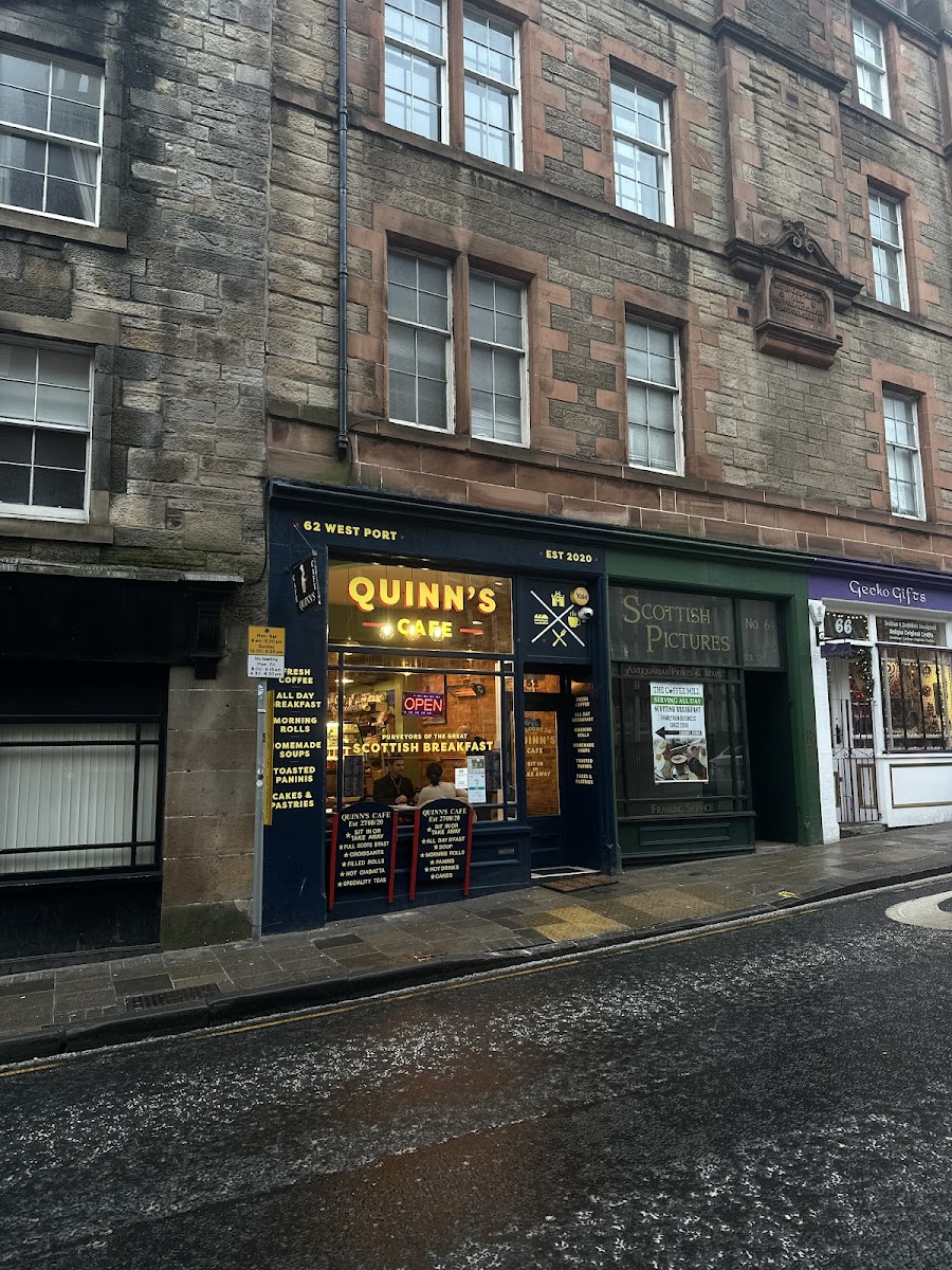 Quinn’S Cafe-3