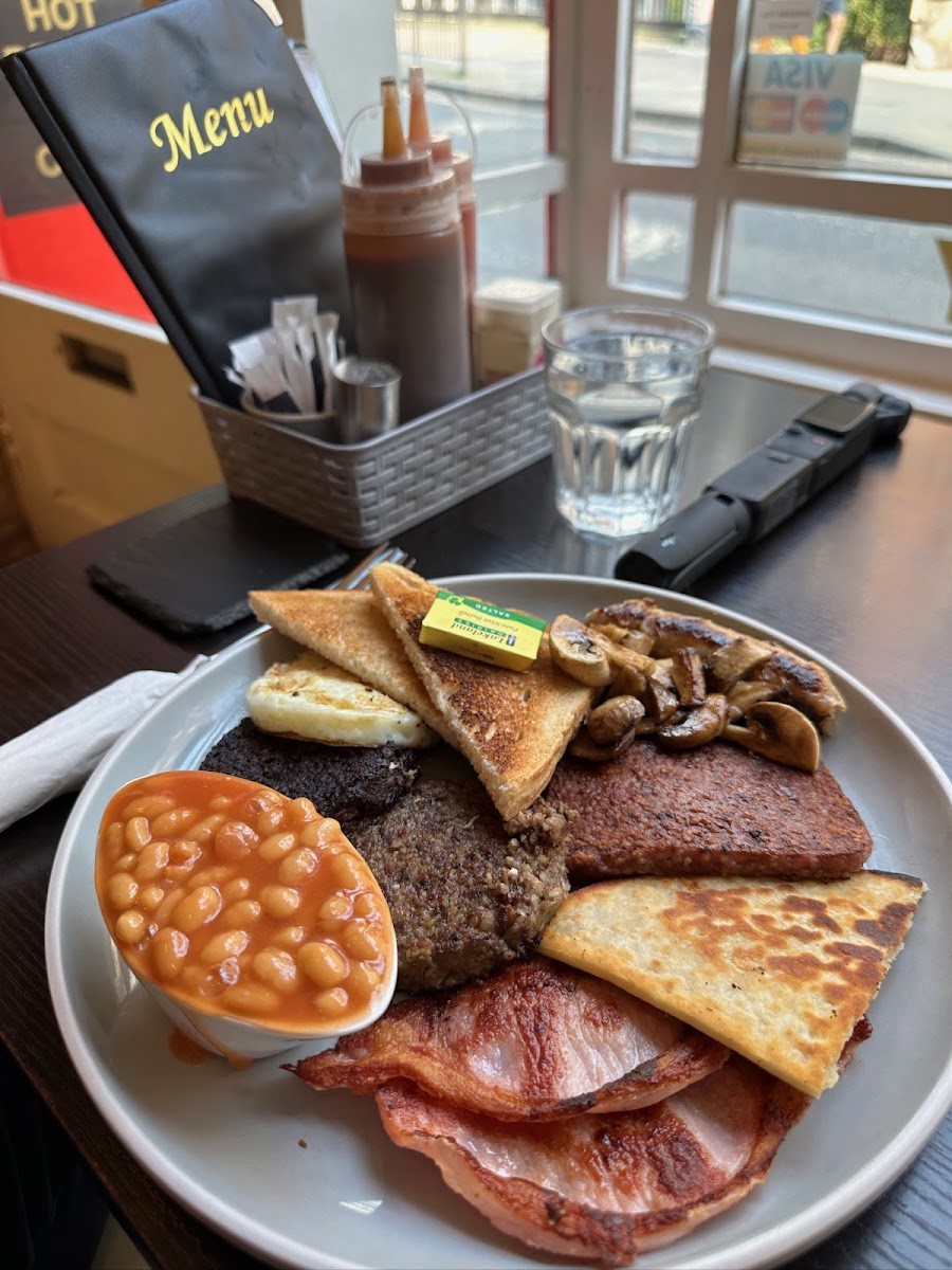 Quinn’S Cafe-5