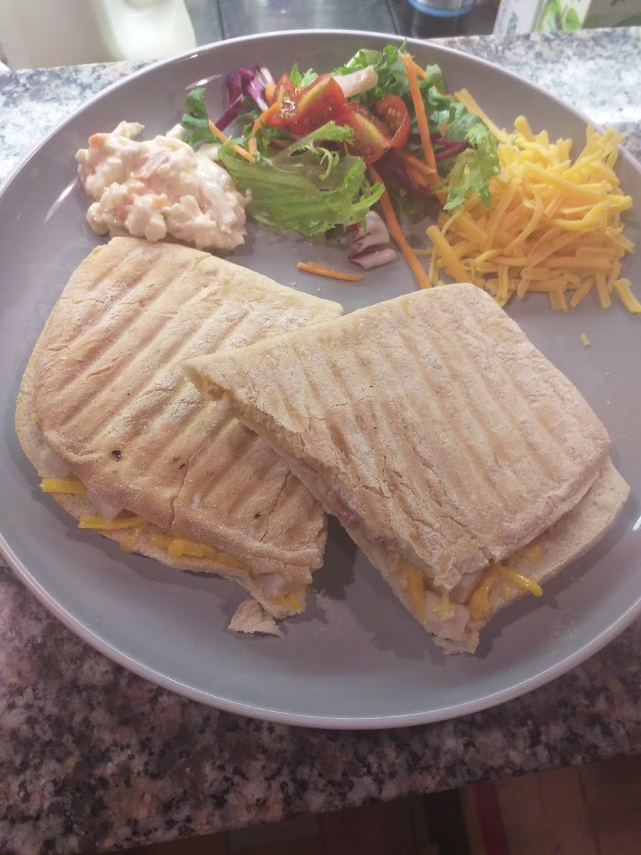 Quinn’S Cafe-9
