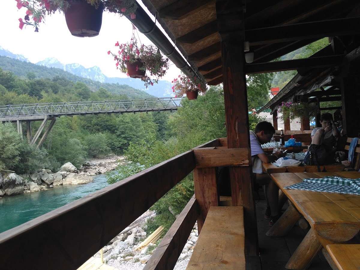 Rafting Kamp Bato