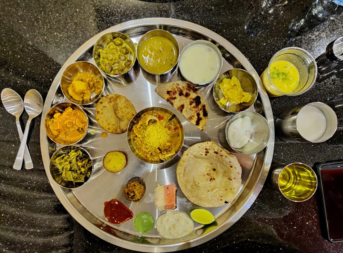 Raj Mahal Restaurant-5