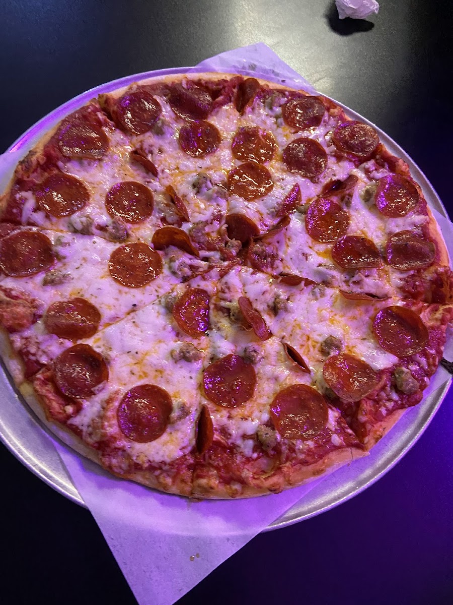 Ralph's Nino's Pizzeria-10