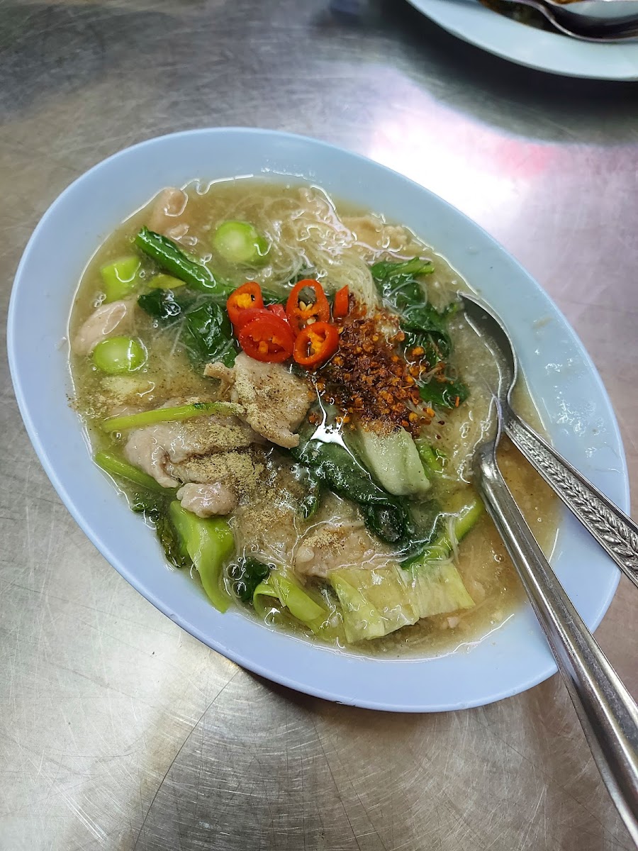 Rat Na Yot Phak 40 Years-9