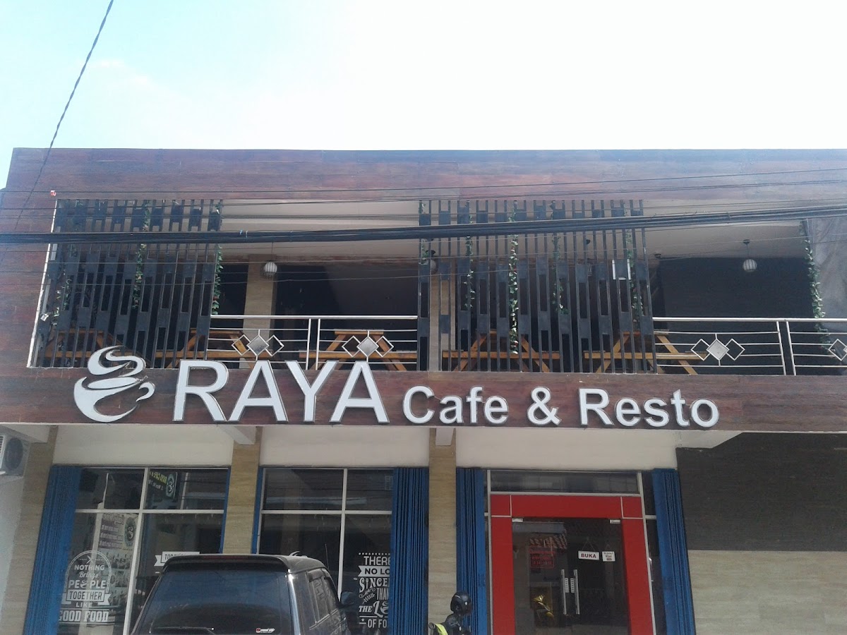 Raya Cafe And Resto Madiun