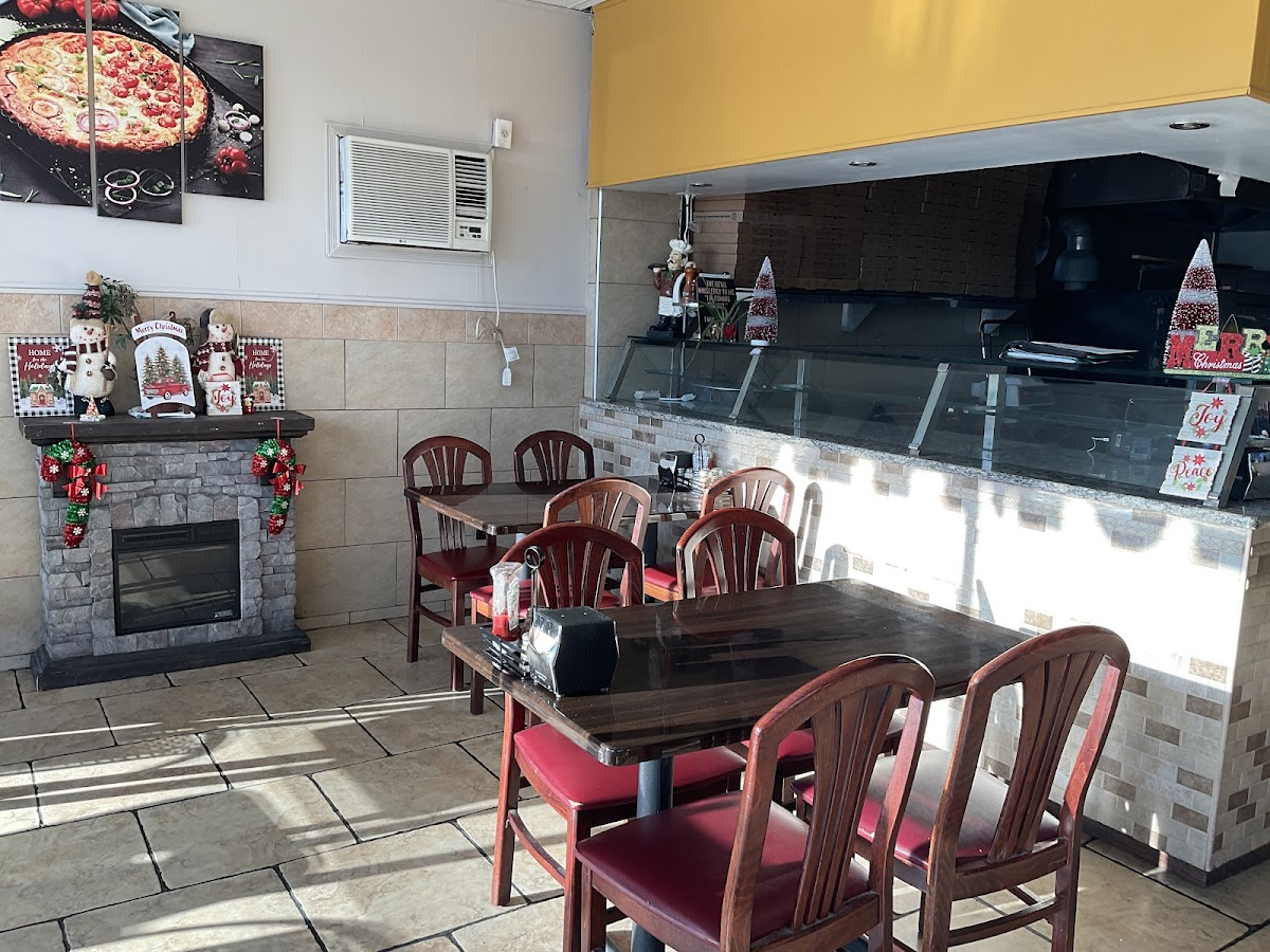 Raymond's Pizza-4