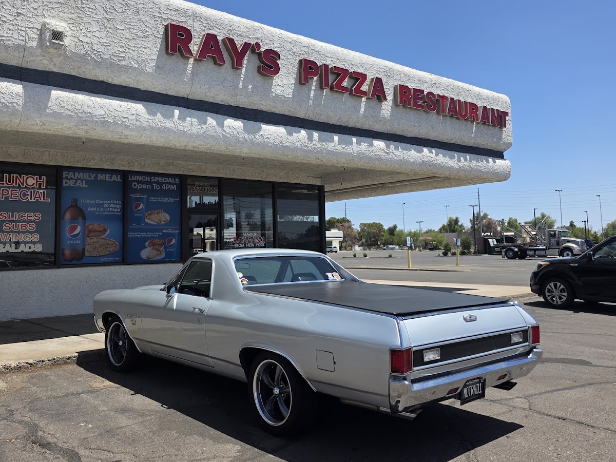 Ray's Pizza