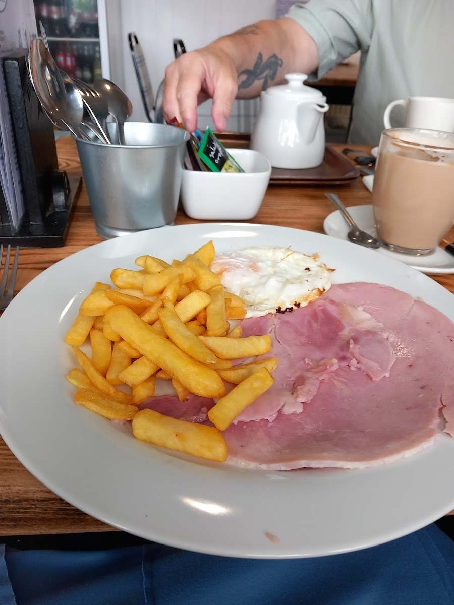 Red Kite Cafe-7