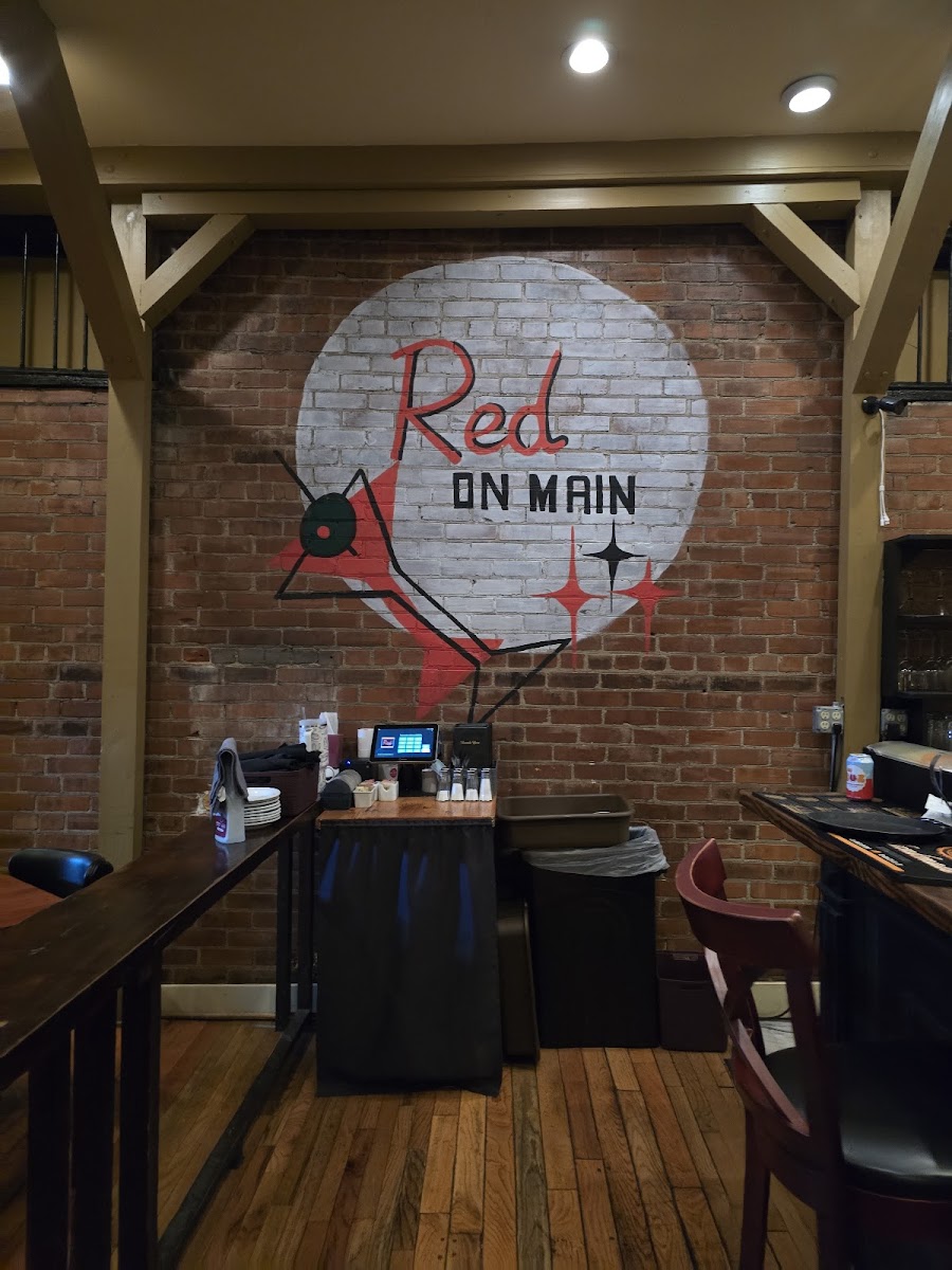 Red On Main-3