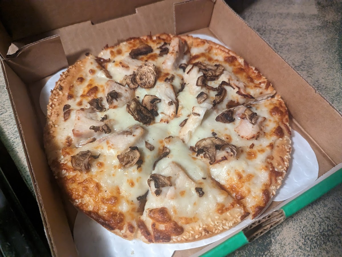 Red Swan Pizza - Airdrie-10