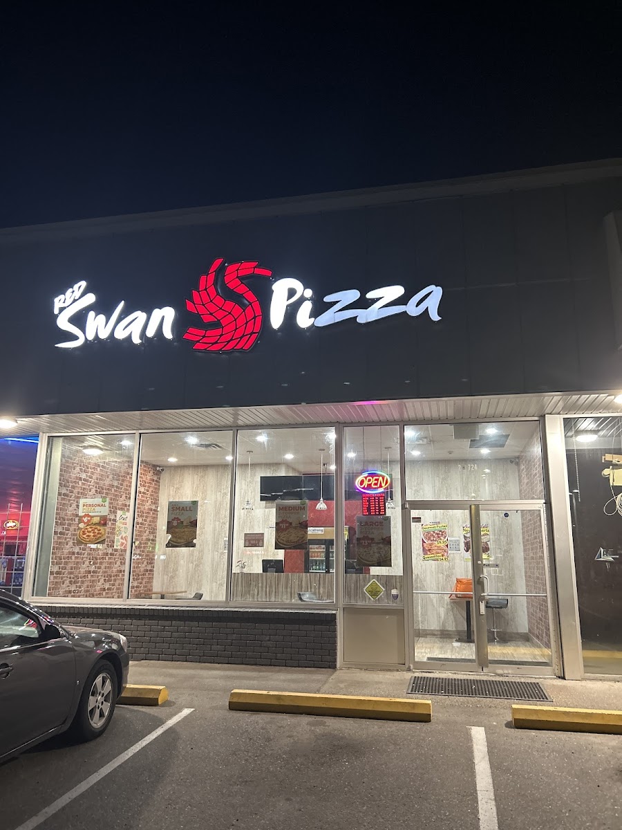 Red Swan Pizza - Kamloops North