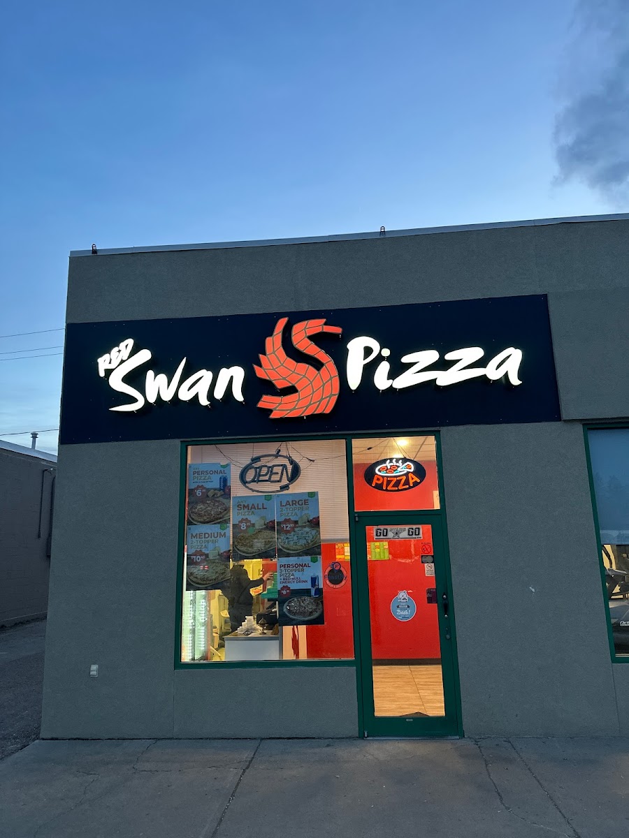 Red Swan Pizza - North Battleford