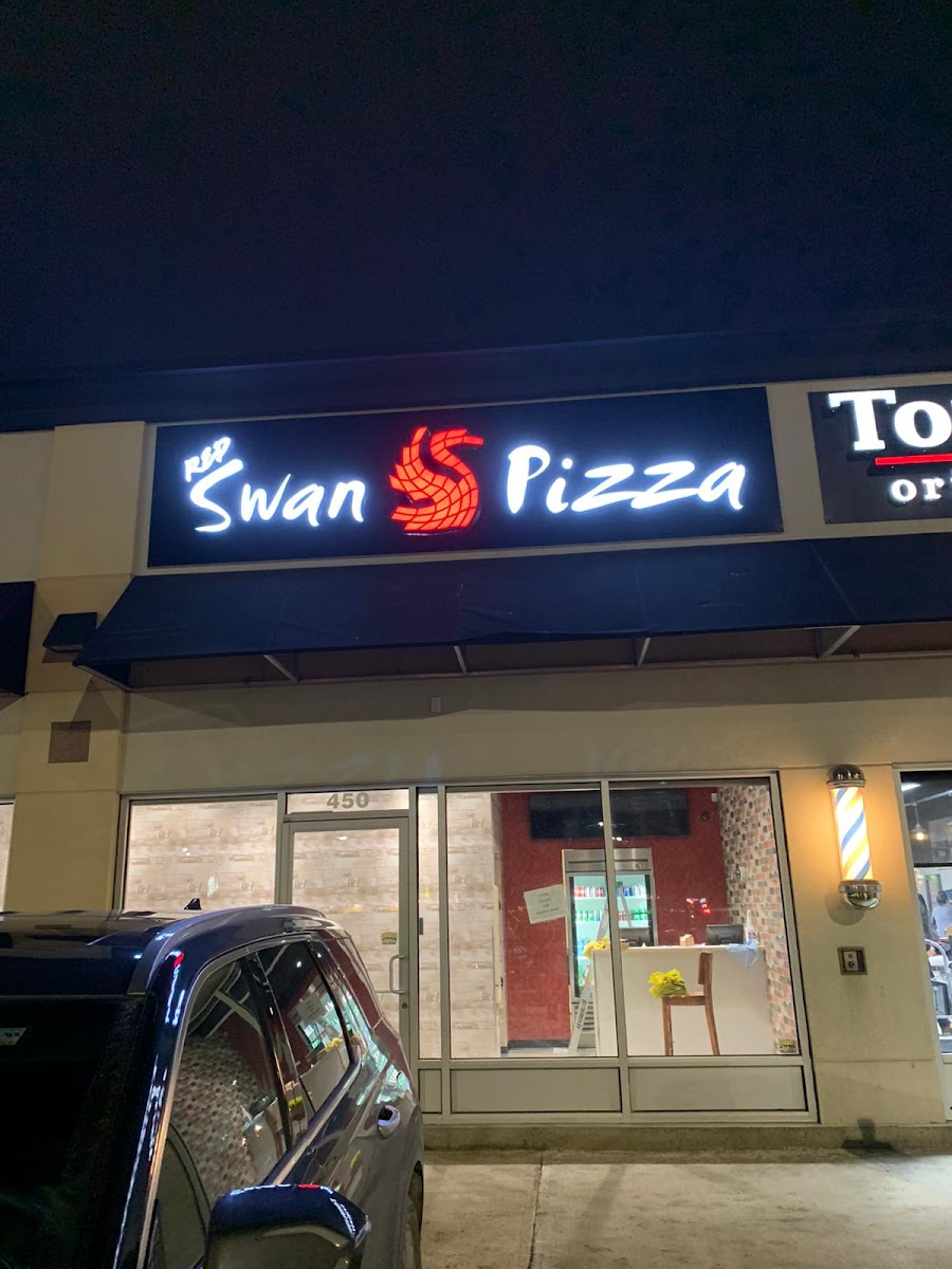 Red Swan Pizza - Red Deer South