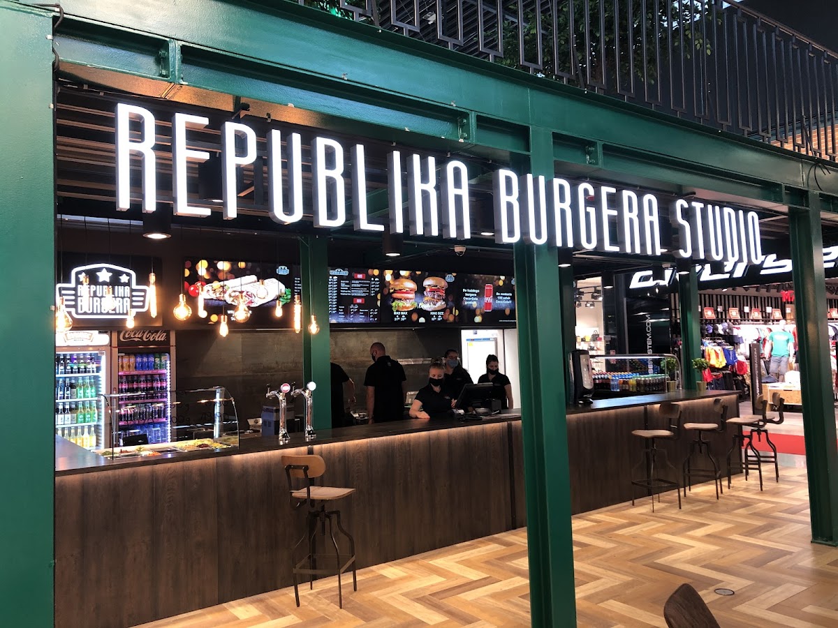 Republika Burgera Studio