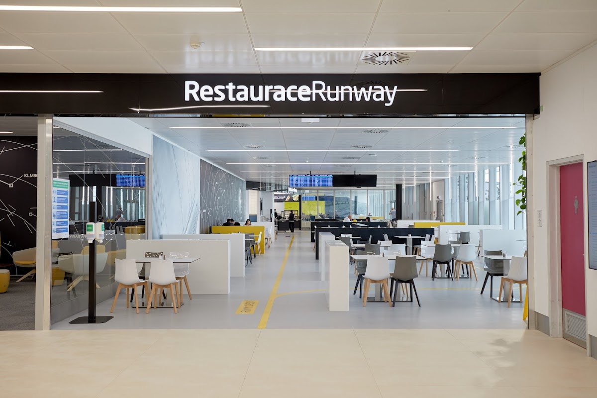 Restaurace Runway Food Court